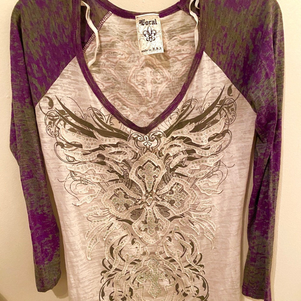 Long sleeve tee